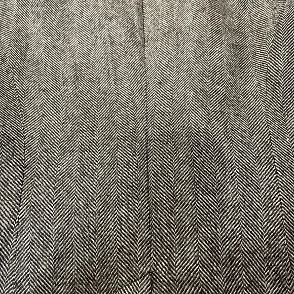 Classic Brown Herringbone Blazer – Size 4 - Picture 7 of 7